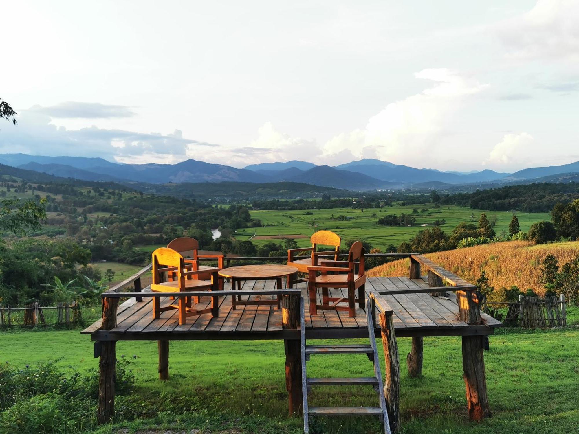 มนต์เมืองแจ่ม Hotel Mae Chaem Exterior foto