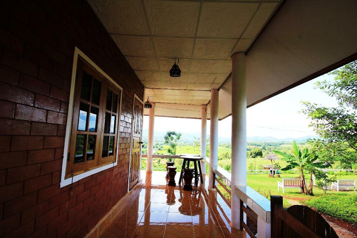 มนต์เมืองแจ่ม Hotel Mae Chaem Exterior foto